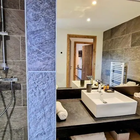 Appartement-chalet Odette Апартаменты Фон-Ромё